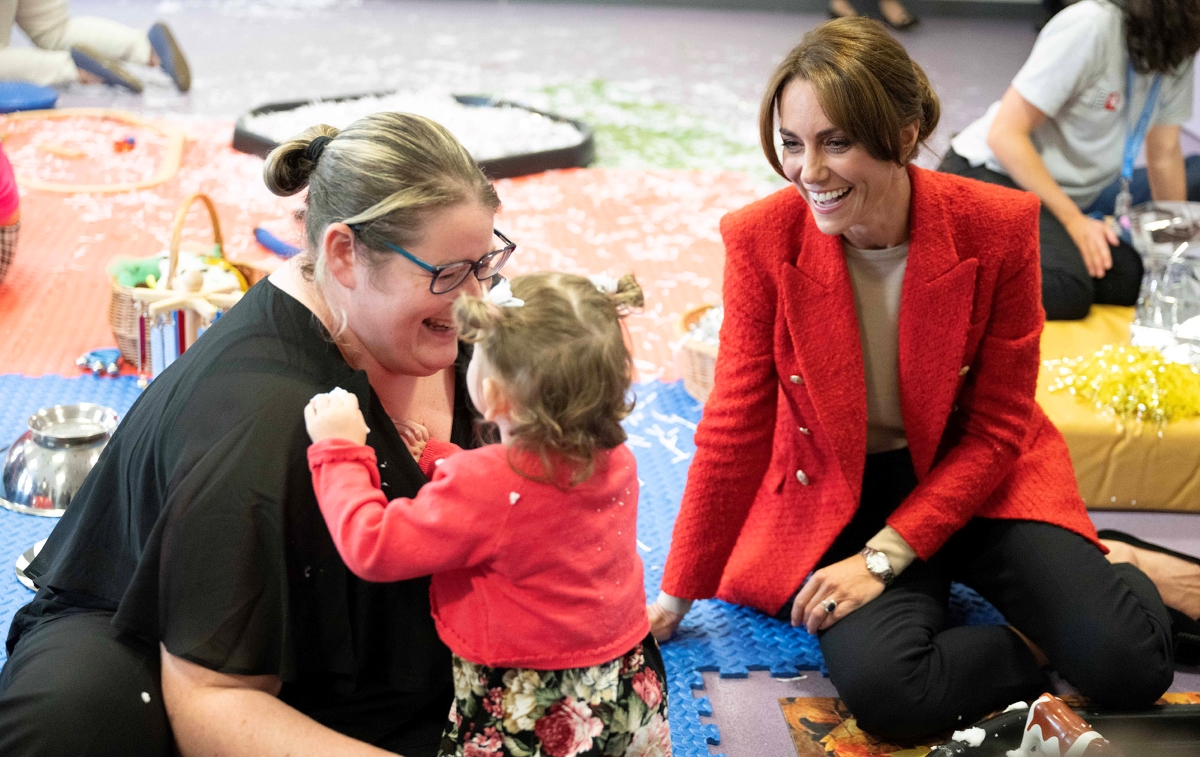 Яке вбрання обрала Кейт Міддлтон для зустрічі в дитячому центрі (фото)